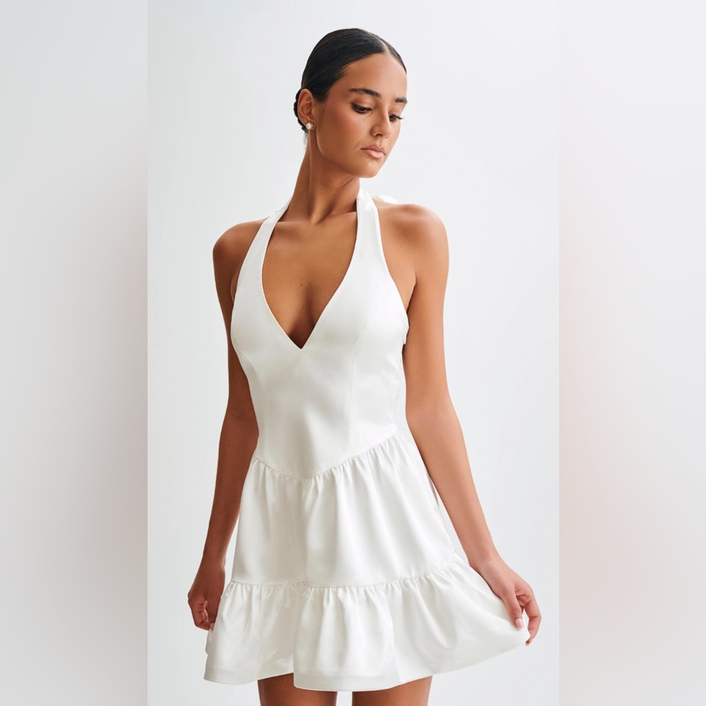 Holly
Satin Structured Halter Mini Dress - White